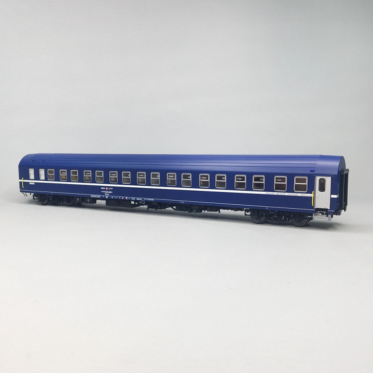 Voiture-lits T2S WLAm bleue toit bleu, logo TEN, CFF SBB, Ep. Va - LS MODELS 47252 - HO 1/87