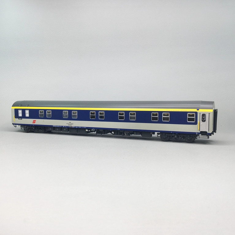 Voiture-lits WLABmz 71-71 gris clair/bleu ligne jaune, ÖBB, Ep. V - LS MODELS 47080 - HO 1/87