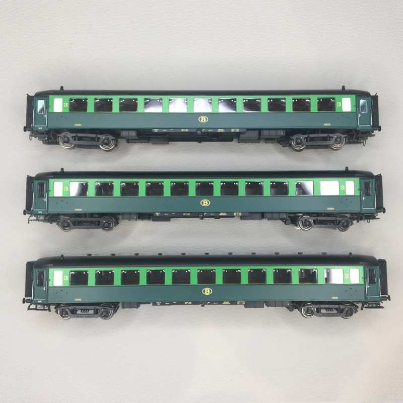 Coffret 3 voitures I2 C11 vert clair/foncé toit noir, SNCB, Ep. IIIa - LS MODELS 42108 - HO 1/87