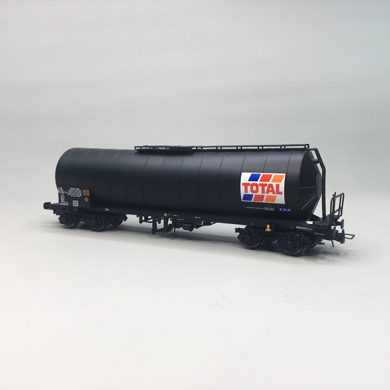 Coffret de 2 wagons-citernes à 4 essieux "TOTAL France", livrée noire, SNCF, Ep. IV - JOUEF HJ6323 - HO 1/87