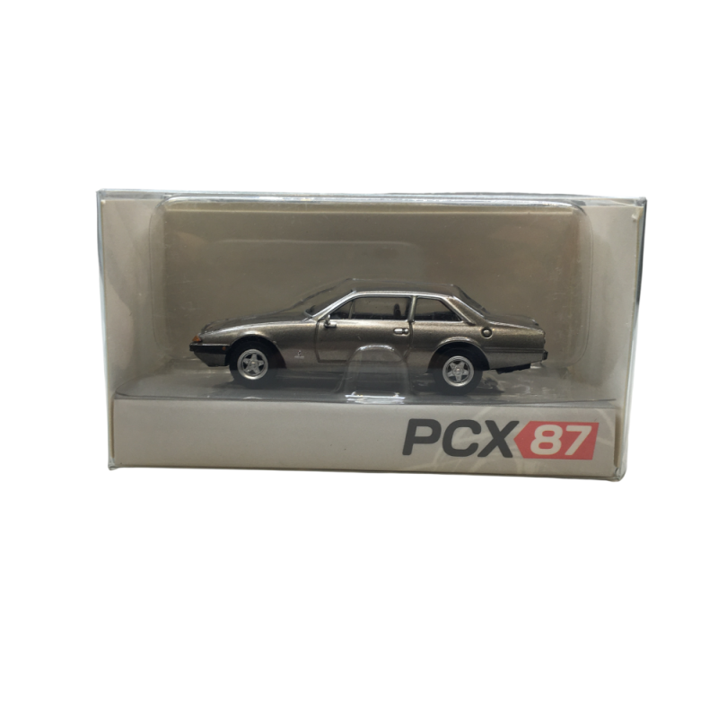 Ferrari 365 GT4 2+2, gris métallisé, 1972 - PCX 871603 - HO 1/87