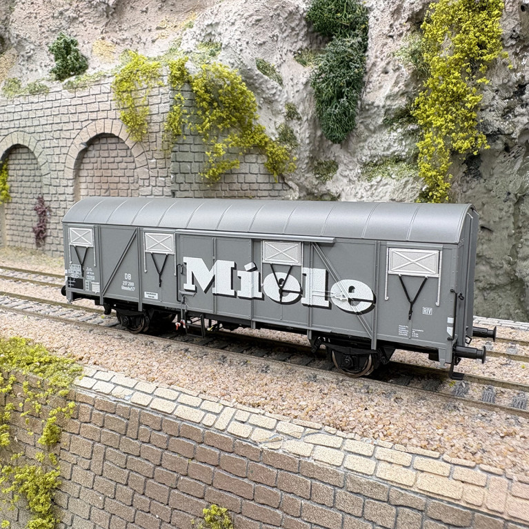 Wagon couvert Glmmhs57 N°217 288 "Miele", DB, Ep. III - BRAWA 51355 - HO 1/87
