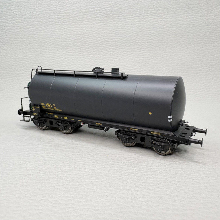 Wagon-citerne léger Uerdingen ZZ [P] N°921768, SNCB, Ep. III - BRAWA 49633 - HO 1/87