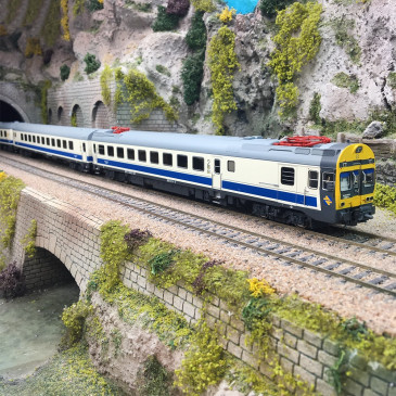 Automotrice électrique 444-011-1, bleu et blanche, Intercity, RENFE, DC SON, Ep. V - ELECTROTREN HE2022S - HO 1/87