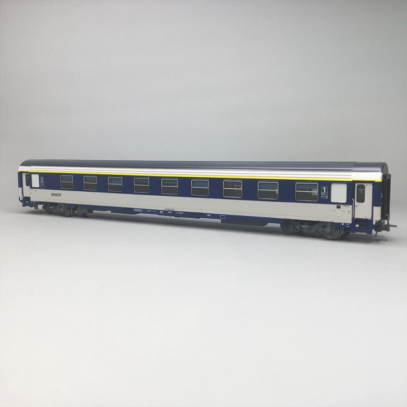 Voiture Corail VU couchettes A9c9x, bleu TEN et blanc, logo nouille, SNCF, Ep. IV-V - REE JM-038 - HO 1/87
