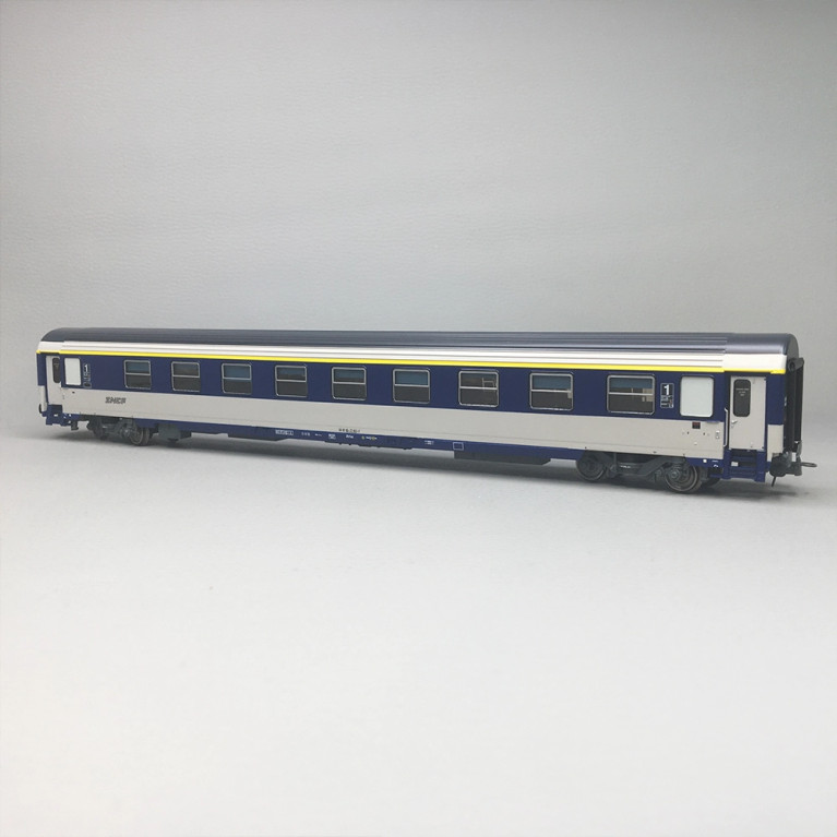 Voiture Corail VU couchettes A9c9x, bleu TEN et blanc, logo nouille, SNCF, Ep. IV-V - REE JM-038 - HO 1/87