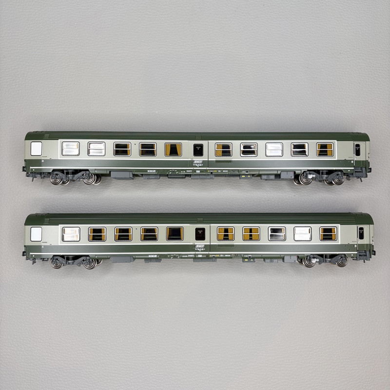 Set de 2 voitures Ambulance So, vert garrigue et gris béton, logo encadré, SNCF, Ep. IV-V - REE JM-047 - HO 1/87