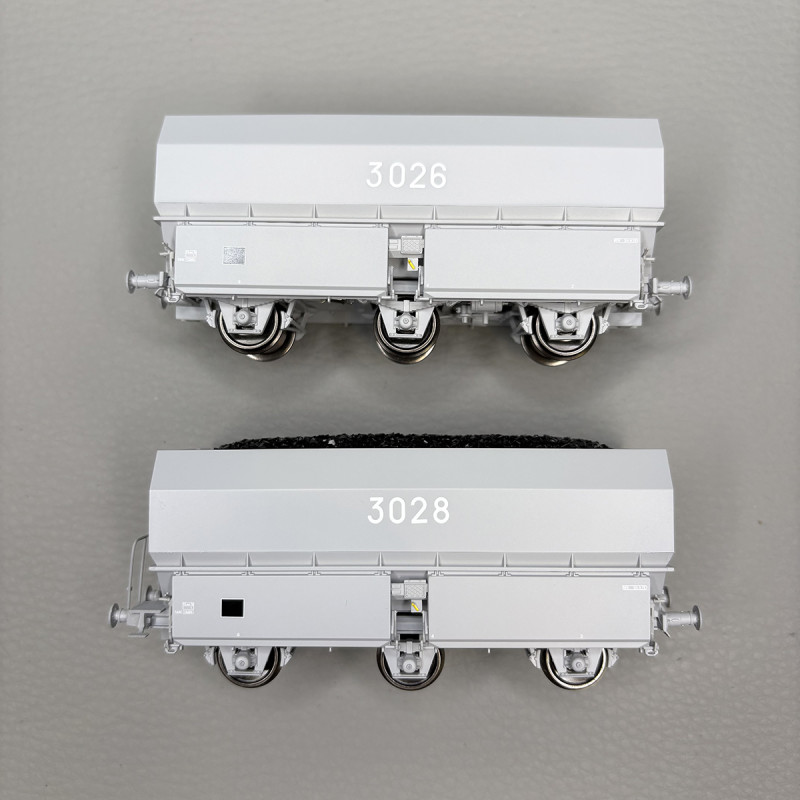 Coffret de 2 wagons coke MH45 "HBL", chargement de coke, SNCF, Ep. IV-V - REE WB-966 - HO 1/87