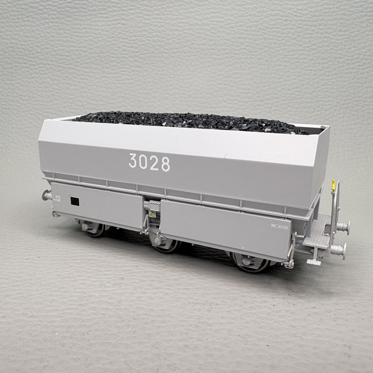 Coffret de 2 wagons coke MH45 "HBL", chargement de coke, SNCF, Ep. IV-V - REE WB-966 - HO 1/87