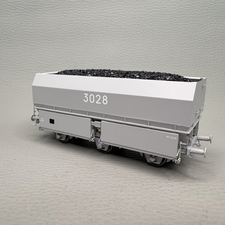 Coffret de 2 wagons coke MH45 "HBL", chargement de coke, SNCF, Ep. IV-V - REE WB-966 - HO 1/87