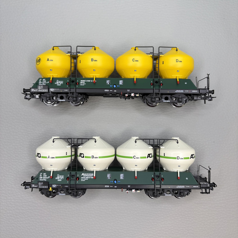 Coffret de 2 wagons-citernes Uacs 451.1, CSD, Ep. IV - ROCO 6600236 - HO 1/87