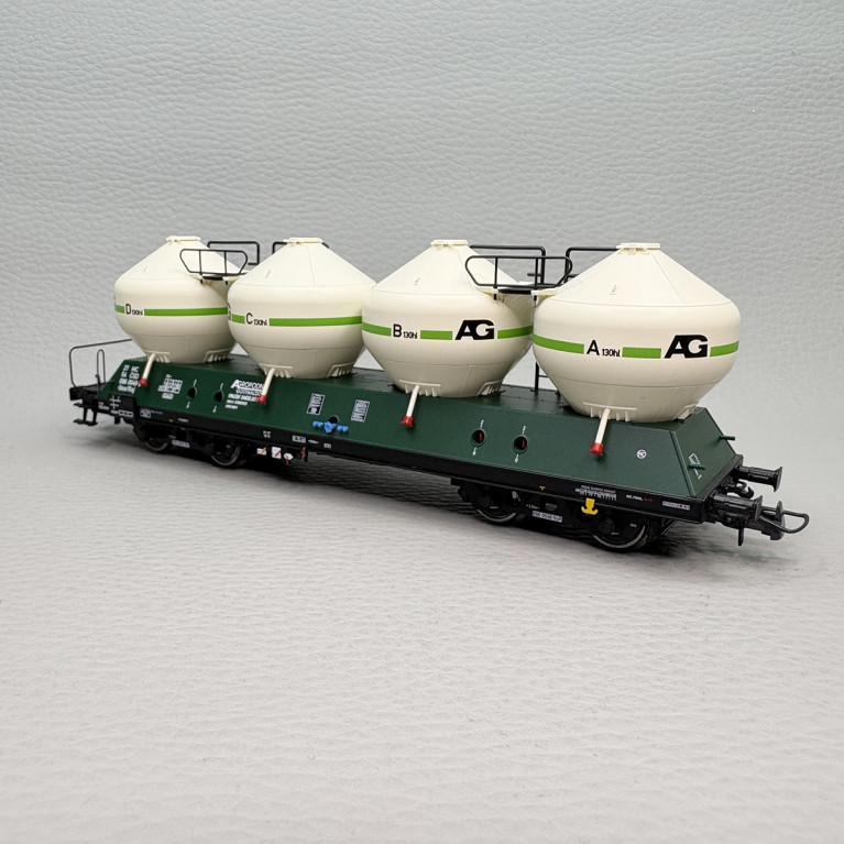 Coffret de 2 wagons-citernes Uacs 451.1, CSD, Ep. IV - ROCO 6600236 - HO 1/87