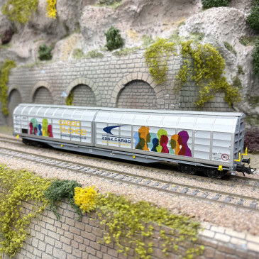 Wagon à parois coulissantes Habbillns "ZSSK Coachgo", Ep. VI - ROCO 6600225 - HO 1/87