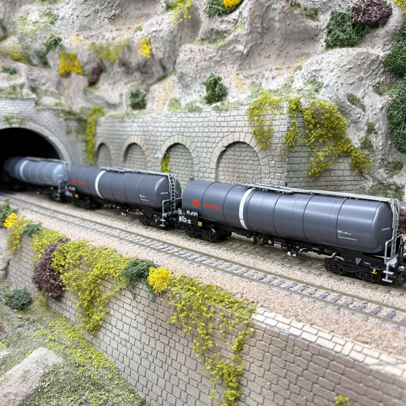 Coffret de 3 wagons-citernes Zacns 95m³, "Ermewa" et "Millet", Ep. VI - MARKLIN 47551 - HO 1/87