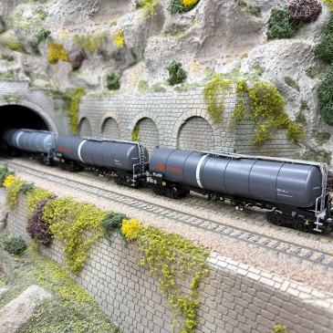 Coffret de 3 wagons-citernes Zacns 95m³, "Ermewa" et "Millet", Ep. VI - MARKLIN 47551 - HO 1/87