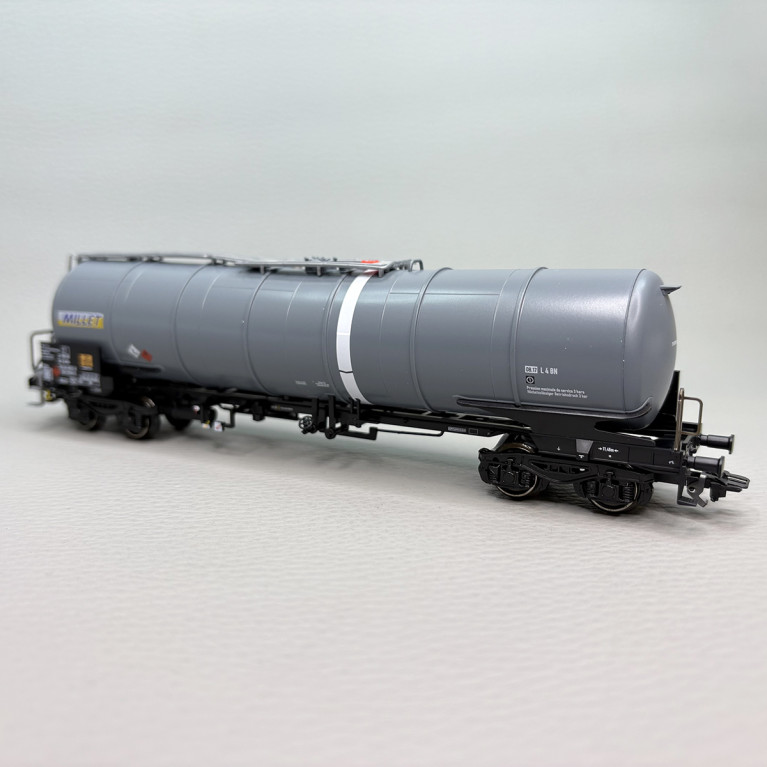 Coffret de 3 wagons-citernes Zacns 95m³, "Ermewa" et "Millet", Ep. VI - MARKLIN 47551 - HO 1/87