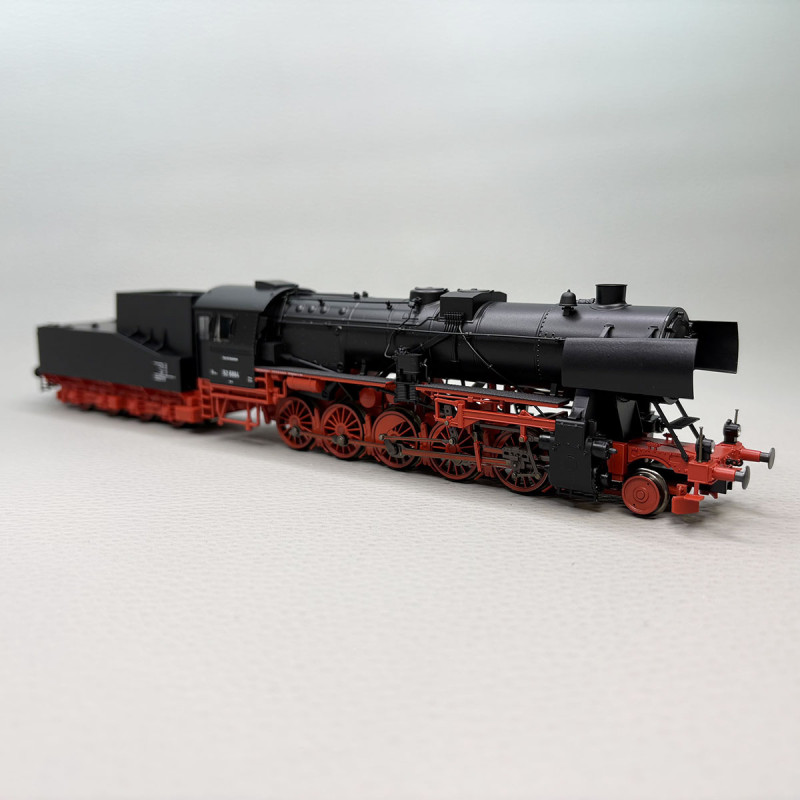 Locomotive à vapeur BR 52 6884, tender K4 T30, DB, DC SON, Ep. III - TRIX 25535 - HO 1/87