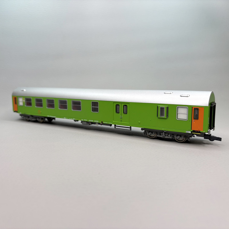 Voiture 2e classe/fourgon Y/B-70 type BDs, ZSSK, Ep. V-VI - ROCO 6200233 - HO 1/87