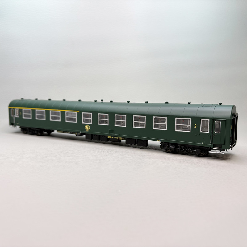 Voiture I4 A4B6, vert «tit vert», SNCB, Ep. III, N°13213, LSMODELS 42156, HO 1/87
