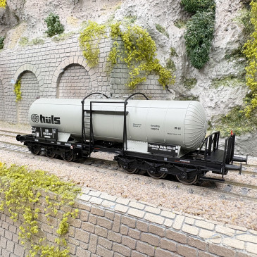 Wagon citerne 6 essieux ZZd, «Chemische Werke Hüls», N°509 230 [P], DB, Ep. III, BRAWA 58221, HO 1/87