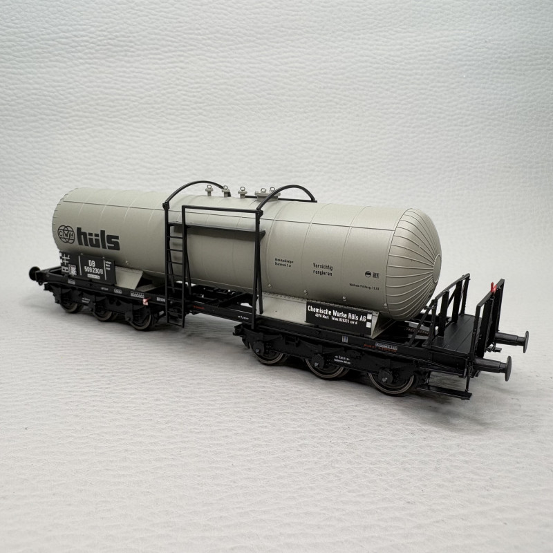 Wagon citerne 6 essieux ZZd, «Chemische Werke Hüls», N°509 230 [P], DB, Ep. III, BRAWA 58221, HO 1/87