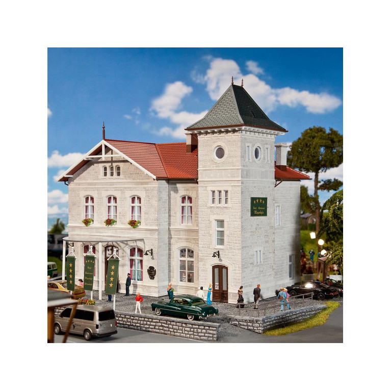 Hôtel avec restaurant gastronomique - Faller 130458 - HO 1/87