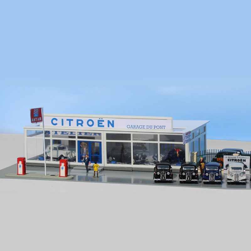 Concession Citroën, avec pompes à essence, Antar, Citroën traction 11B, noire, 1953-1954 - HO 1/87 - SAI 241