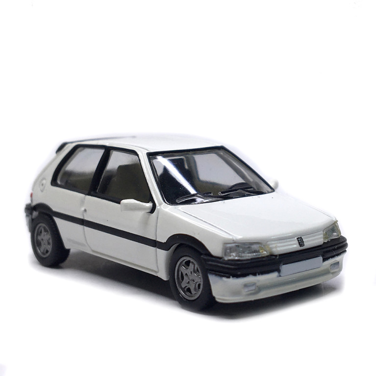 Peugeot 106, 3 portes phase 1 XSI, blanc, 1992 - SAI 6636 - HO 1/87