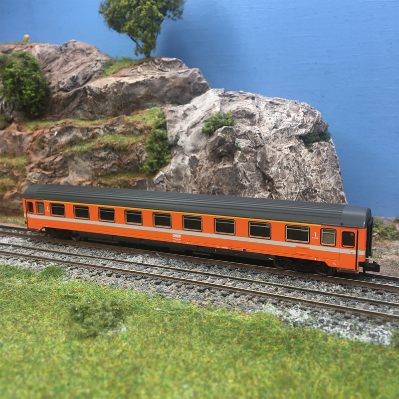Voiture 1re classe Eurofima Express, type A9u, SNCF, Ep. IV, FLEISCHMANN 6260088, N 1/160