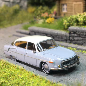 Tatra 603-2, gris, blanc, 1963 - BREKINA 27326 - HO 1/87