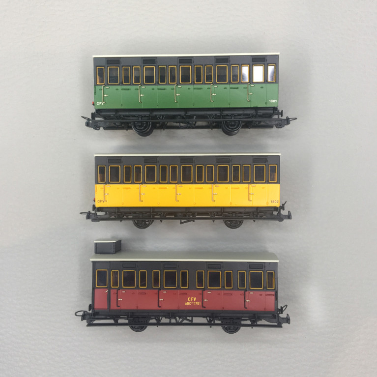 Coffret de 3 voitures «Cage à Poule», Train Touristique du Vivarais, Ep. IV-VI, REE VM-040, HOm-HOe 1/87