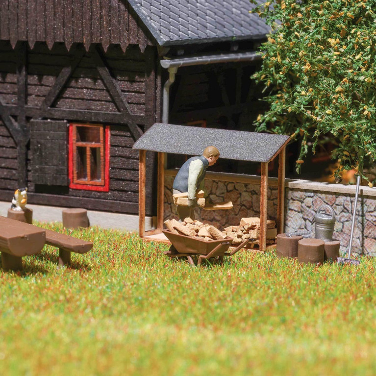 Stocker du bois - BUSCH 1869 - HO 1/87