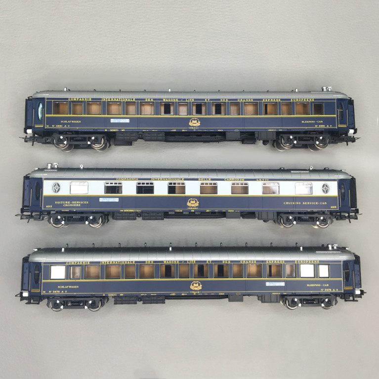 Coffret de 6 voitures "50 ans du Nostalgie Istanbul Orient Express", 1976, Intraflug, CIWL, Ep. IV, RIVAROSSI HR4423, HO 1/87