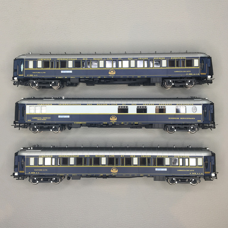 Coffret de 6 voitures "50 ans du Nostalgie Istanbul Orient Express", 1976, Intraflug, CIWL, Ep. IV, RIVAROSSI HR4423, HO 1/87