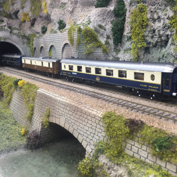 Coffret de 6 voitures "50 ans du Nostalgie Istanbul Orient Express", 1976, Intraflug, CIWL, Ep. IV, RIVAROSSI HR4423, HO 1/87