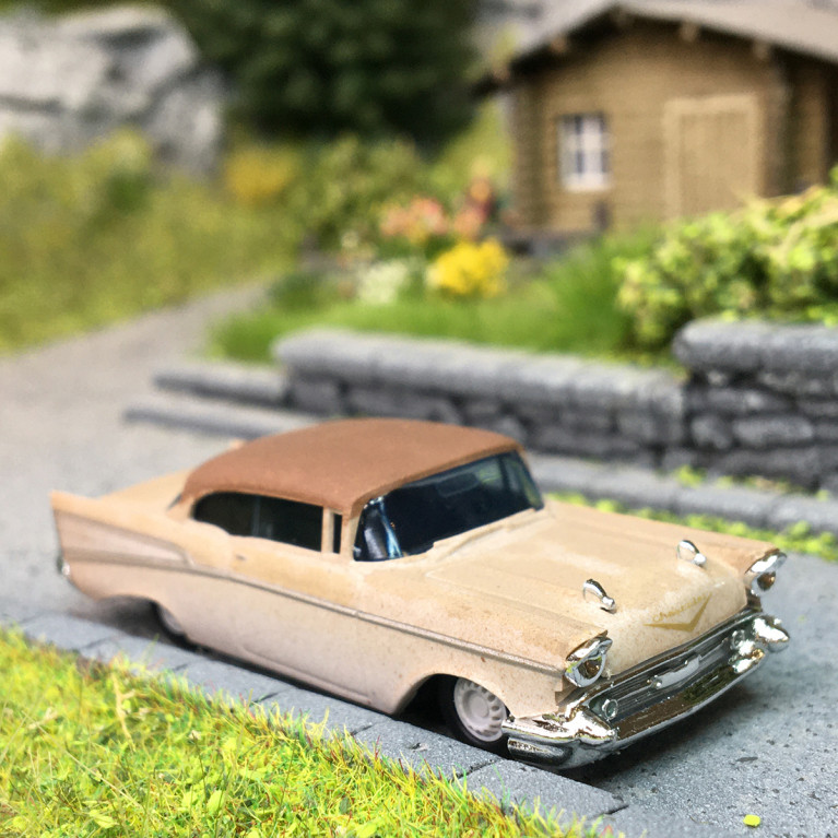 Chevrolet Bel Air, rouillée, 1957 - BUSCH 45061 - HO 1/87
