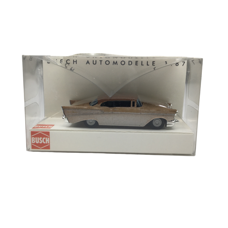 Chevrolet Bel Air, rouillée, 1957 - BUSCH 45061 - HO 1/87