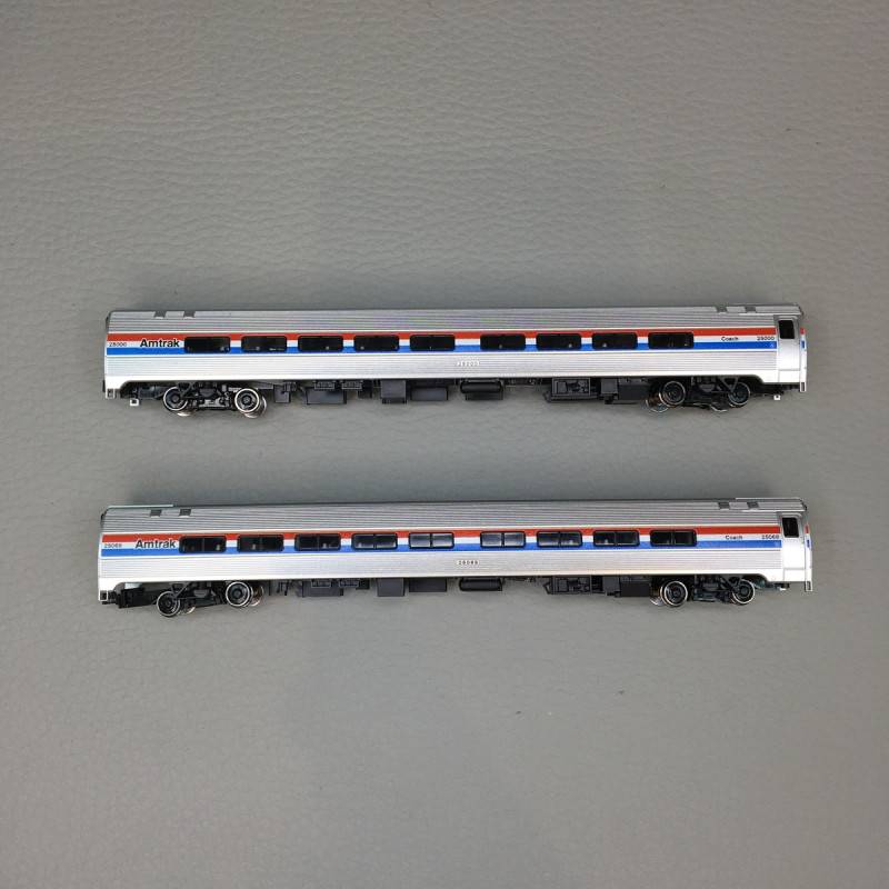 Coffret de 2 voitures Amfleet II Coach, Amtrak Phase III, KATO 106-6293, N 1/160