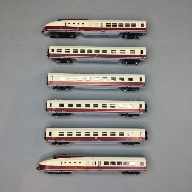 Autorail BR 175, 6 éléments, "E. Thälmann", DR, Ep. IV, KATO 10-746-1, N 1/160 - DCC SON