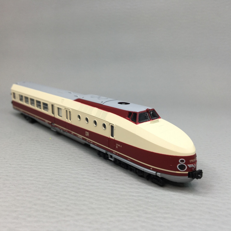 Autorail BR 175, 6 éléments, "E. Thälmann", DR, Ep. IV, KATO 10-746-1, N 1/160 - DCC SON