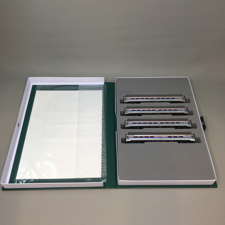 Coffret de 4 voitures Amfleet I, Amtrak Phase III, KATO 106-8020, N 1/160
