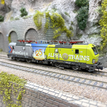Locomotive électrique Vectron 7193 101-1 Alpha Trains RheinCargo 25 ans, Ep. VI - ROCO 7500185 / 7510185 / 7520185 - HO 1/87