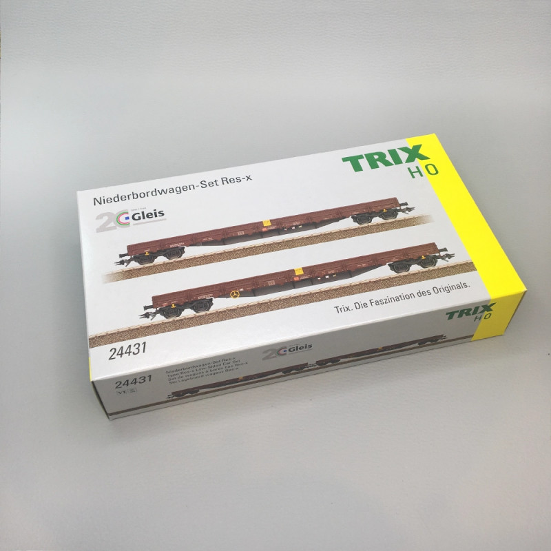 Coffret de 2 wagons plats Res-x, chargés de rails, DB AG, Ep. VI, TRIX 24431, HO 1/87
