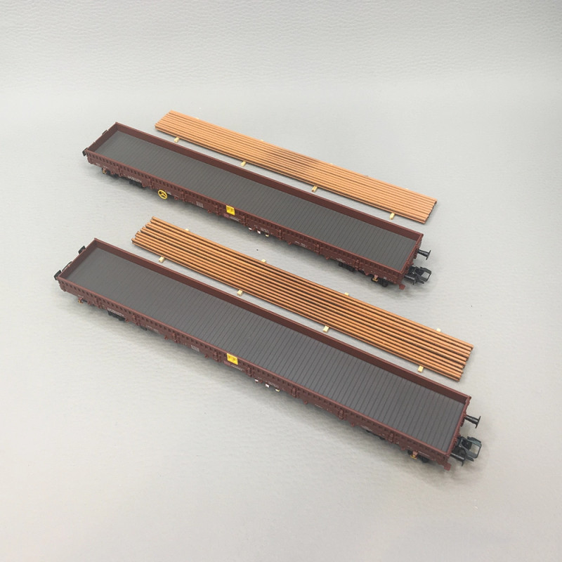 Coffret de 2 wagons plats Res-x, chargés de rails, DB AG, Ep. VI, TRIX 24431, HO 1/87