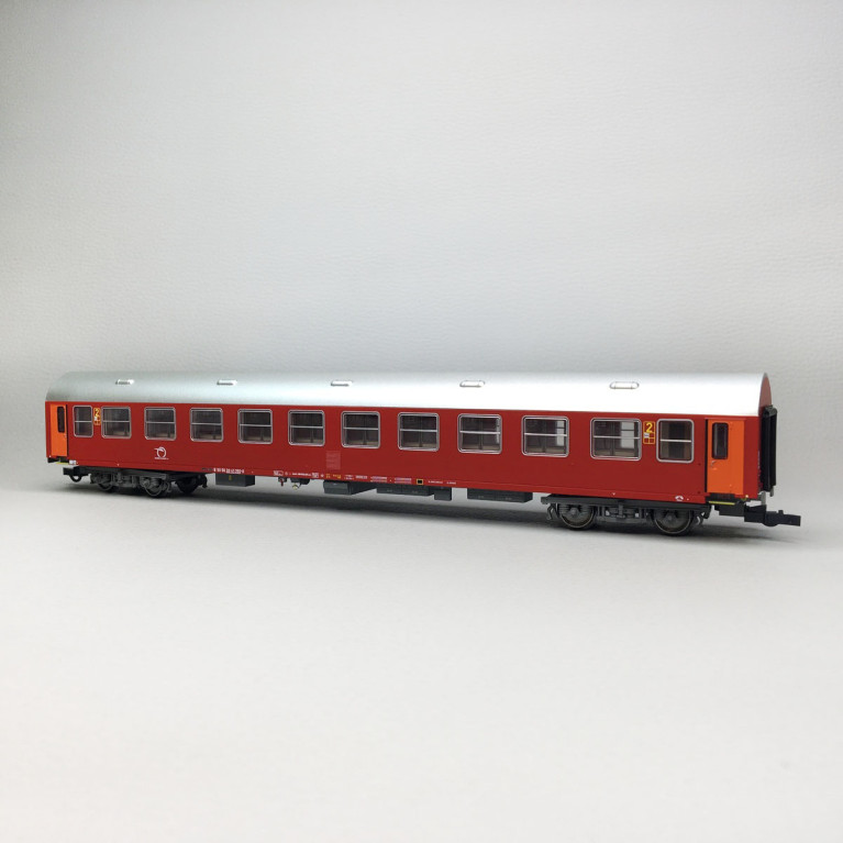 Voiture voyageurs 2e classe, type Y/B-70, ZSSK, Ep. V-VI, ROCO 6200231, HO 1/87
