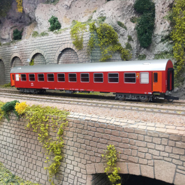Voiture voyageurs 2e classe, type Y/B-70, ZSSK, Ep. V-VI, ROCO 6200231, HO 1/87