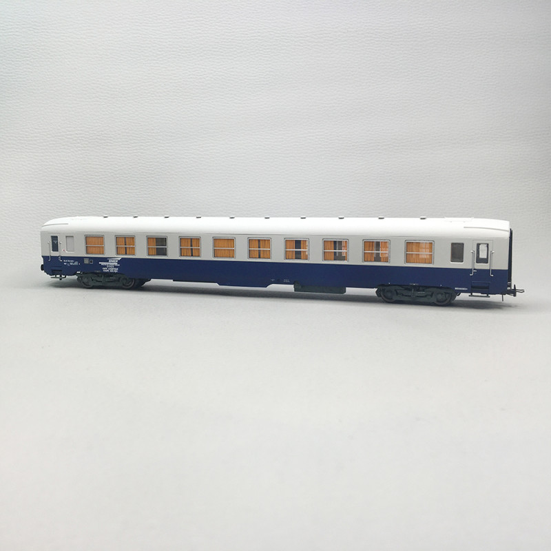 Voiture de cantonnement, type DEV AO, bleue et blanche, SNCF, Ep. IV-V, JOUEF HJ4216, HO 1/87