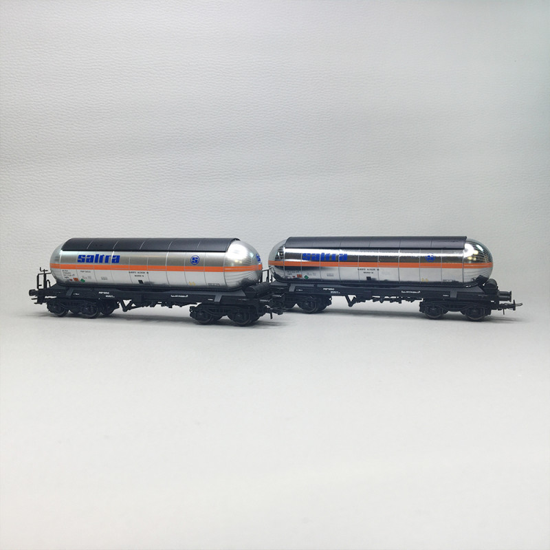 Coffret 2 wagons-citernes CO2, "Saltra", argent, RENFE, Ep. IV, ELECTROTREN HE6098, HO 1/87