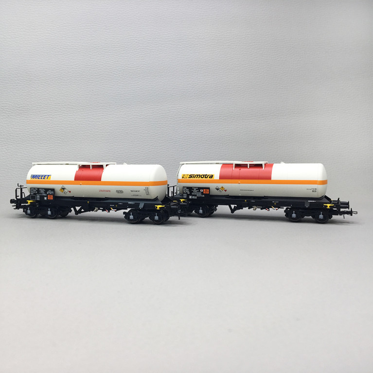 Coffret 2 wagons-citernes chlore, F-MISA/Millet + F-VTG/Simotra, SNCF, Ep. VI, JOUEF HJ6326, HO 1/87