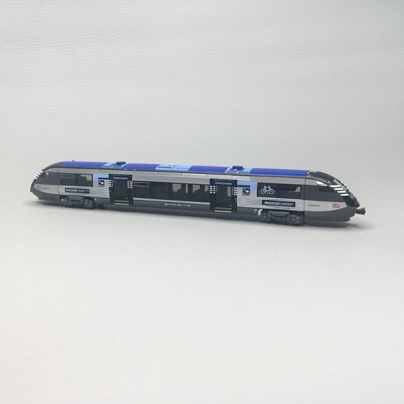 Autorail diesel X 73500, "TER Bretagne, BreizhGo", SNCF, Ep. VI, ARNOLD HN2684S, N 1/160 - DCC SON